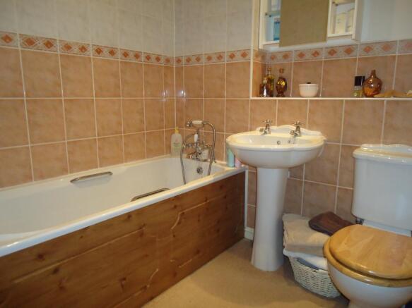 Photo 11