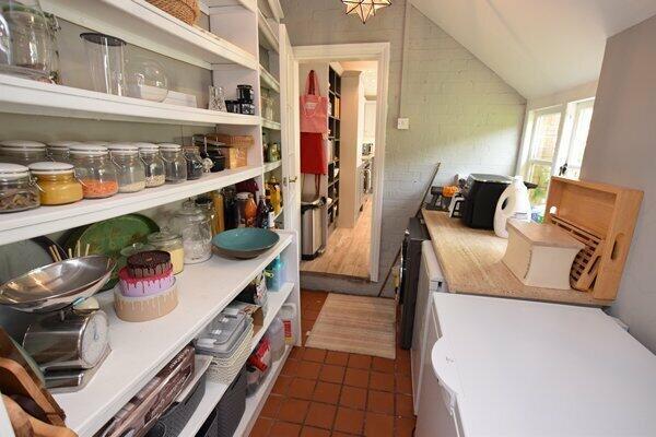 utility/pantry