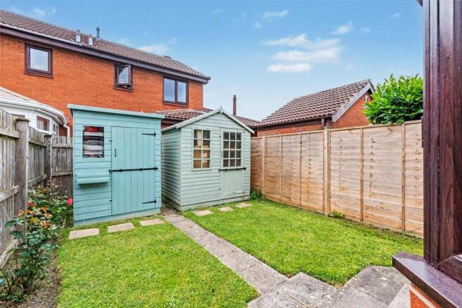 3 bed Semi-Detached for sale Image 8