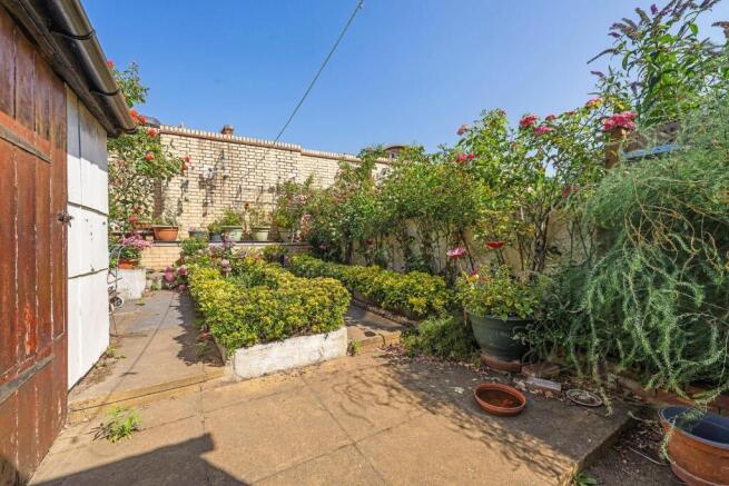 Garden (2).JPG