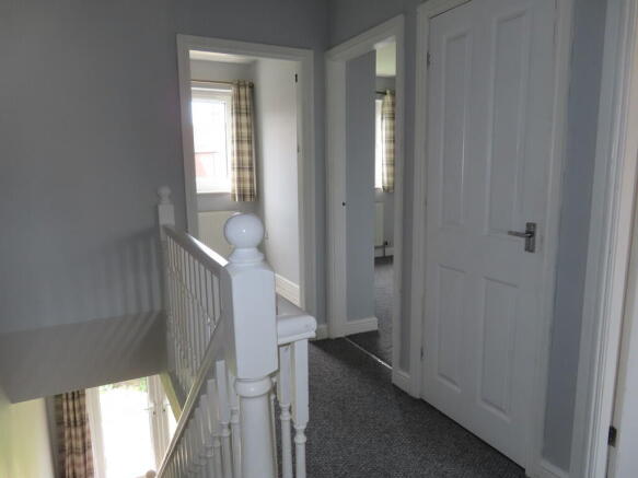3 bed Semi-Detached for sale Image 11