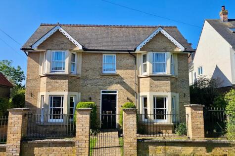 Bentfield Causeway, Stansted, CM24