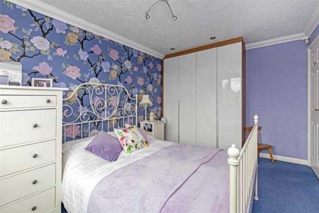 Bedroom 3-2.jpg