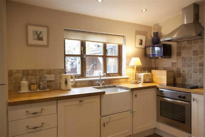 Kitchen/Dining Area