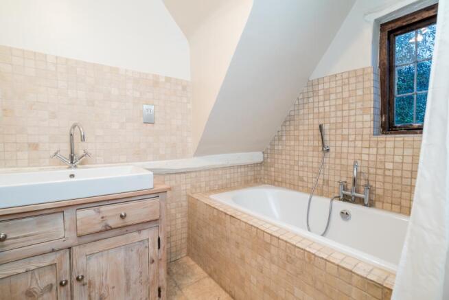 Bathroom (Family Bathroom)