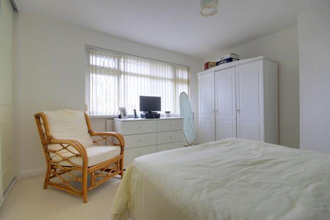 Bedroom 2 (Double)