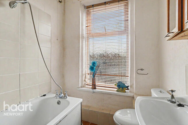 1 bed Flat to rent Image 6