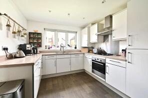 61, Trinity Way, Basingstoke RG24 9AD