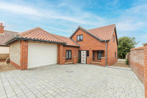 Crimond House, Norwich Road, Cromer NR27 0HG