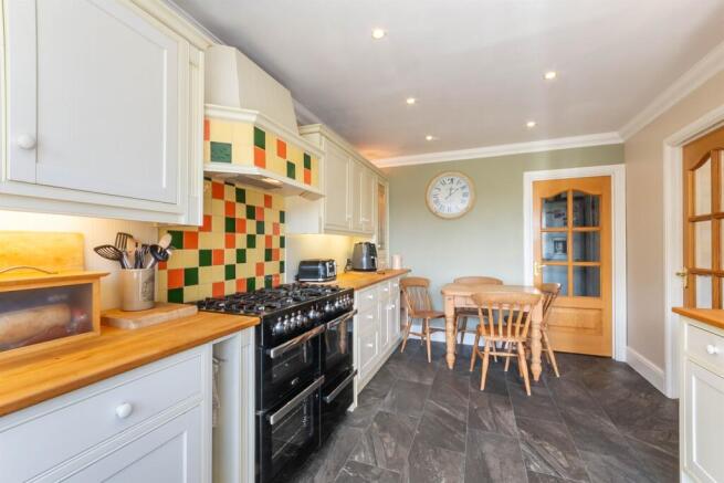 Kitchen Breakfast Room