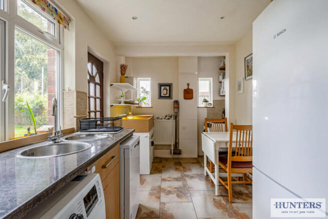 2 bed Semi-Detached for sale Image 7