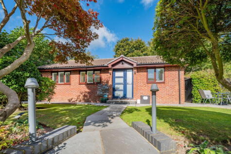 Southview Road, Crowborough, TN6 1HF