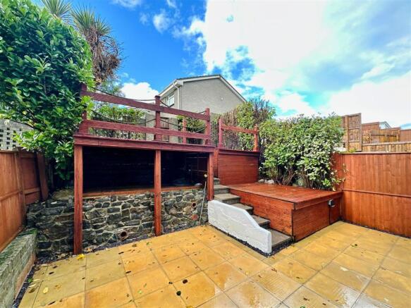14 Summerlands Close 20.JPG