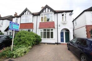 10, Lynwood Drive, Worcester Park KT4 7AB
