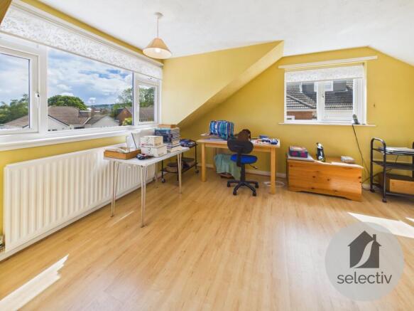 4 bed Detached Bungalow for sale Image 12