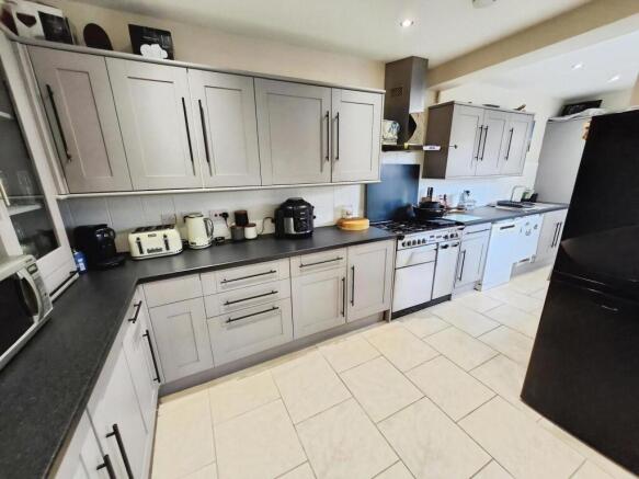 Kitchen Diner One