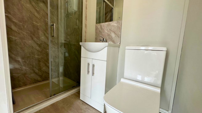Ensuite