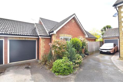 Brayers Mews, Rochford