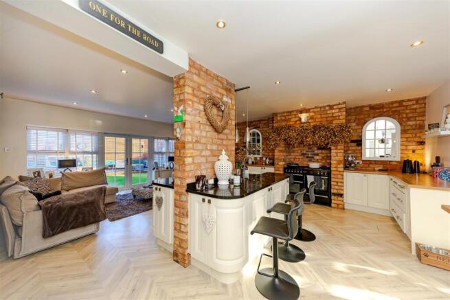 Kitchen re edit STPP3343-20260117-DxO_DeepPRIME XD