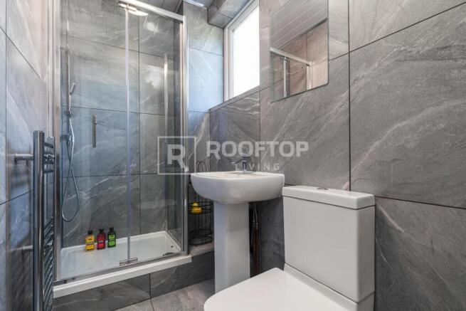2 bed House to rent Image 9