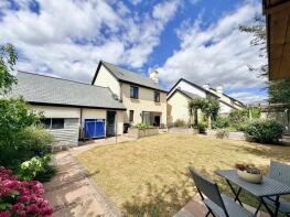 4, Clover Park, Plymouth PL8 2FQ