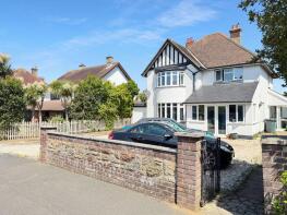 12, St Martins Avenue, Shanklin PO37 6HB