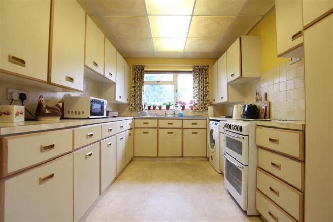 Kitchen/Breakfast Ro