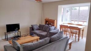 6, Rheims Court, Canterbury CT2 8LB