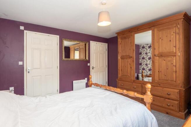 2 bed Flat for sale Image 10