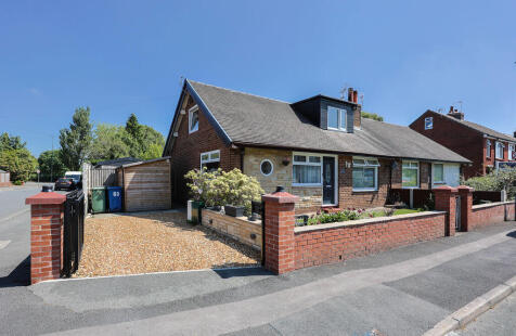 Thirlmere Avenue, Standish