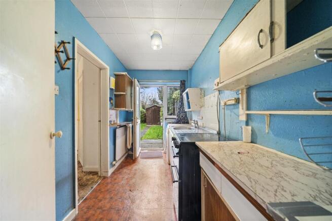 Kitchen1.JPG