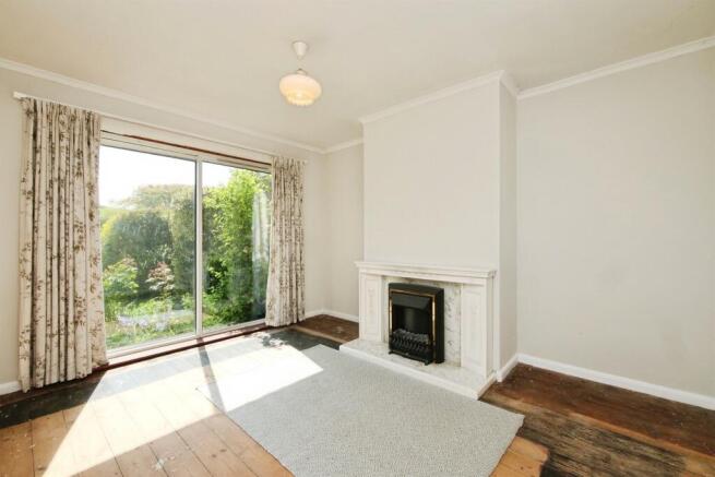 3 bed Semi-Detached for sale Image 5