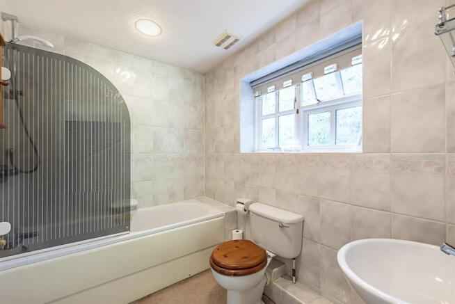 En-suite Bathroom
