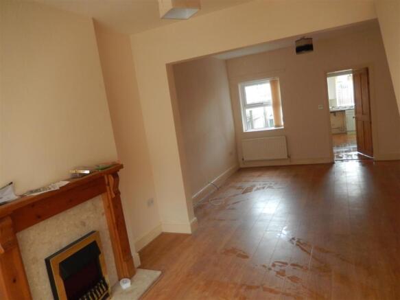 Living Room/Dining Room