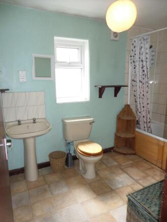 Photo 3
