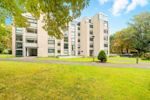 4, Lakeview Court, West Avenue, Roundhay, Leeds LS8 2TX