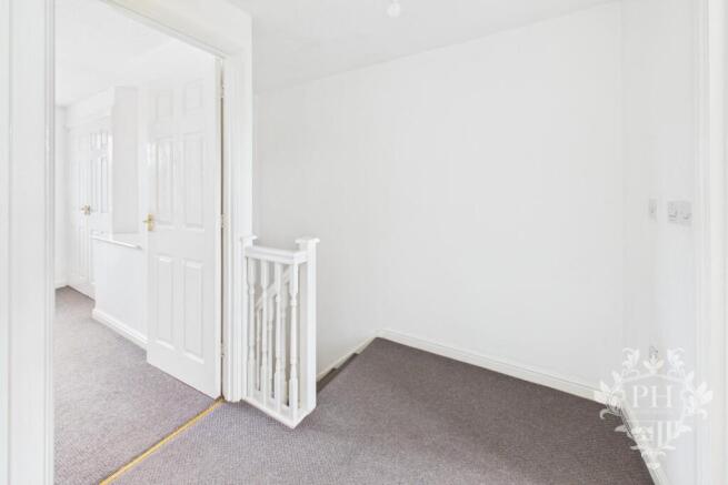 2 bed Semi-Detached for sale Image 8