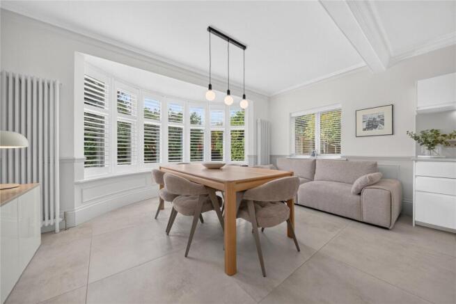 4 bed Detached for sale Image 6