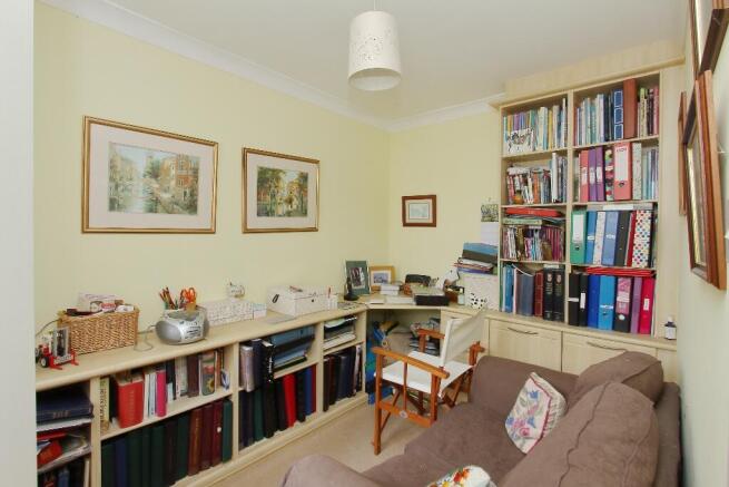 Photo 10