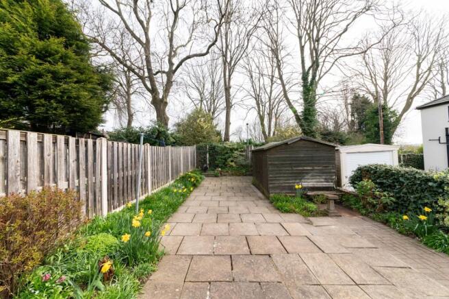 3 bed Semi-Detached for sale Image 9