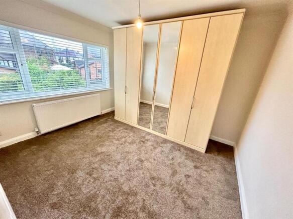 3 bed Detached to rent Image 6
