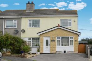 12, Valley Gardens, Voguebeloth, Redruth TR16 4EE