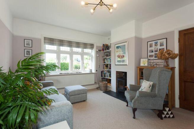 FAMILY ROOM/SNUG