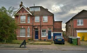 Flat 2, 116, Dorset Road, Bexhill-on-sea TN40 2HT