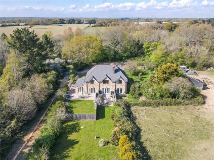 Downton Manor Farm Cottages, Christchurch Road, Downton, Hampshire, SO41