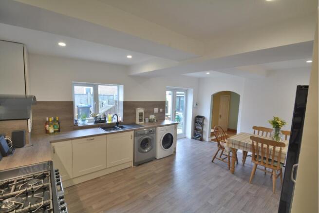 Kitchen / Breakfast