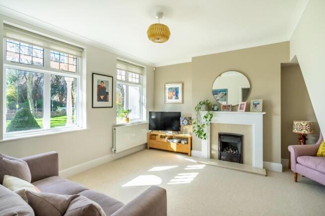 4 bed Town House for sale Image 11
