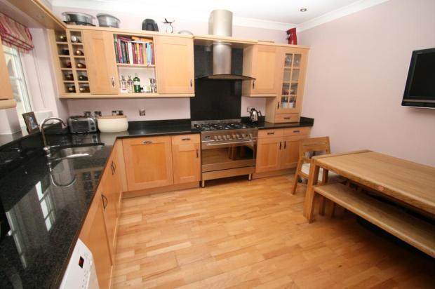 Dining Kitchen2
