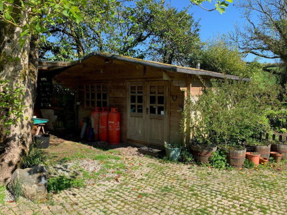 Photo 16