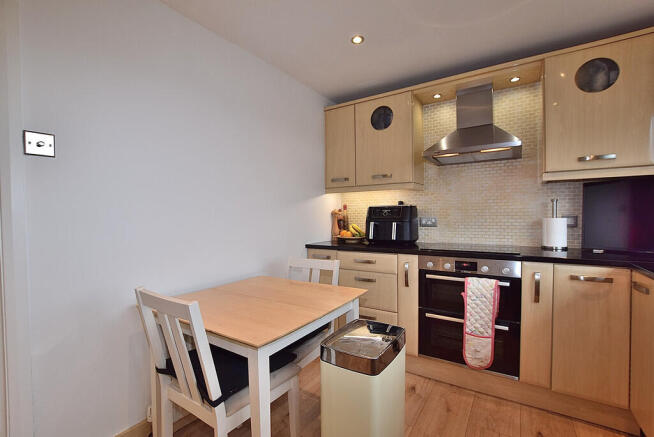 3 bed Detached for sale Image 10